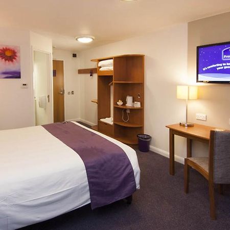 Dundee East Premier Travel Inn Esterno foto