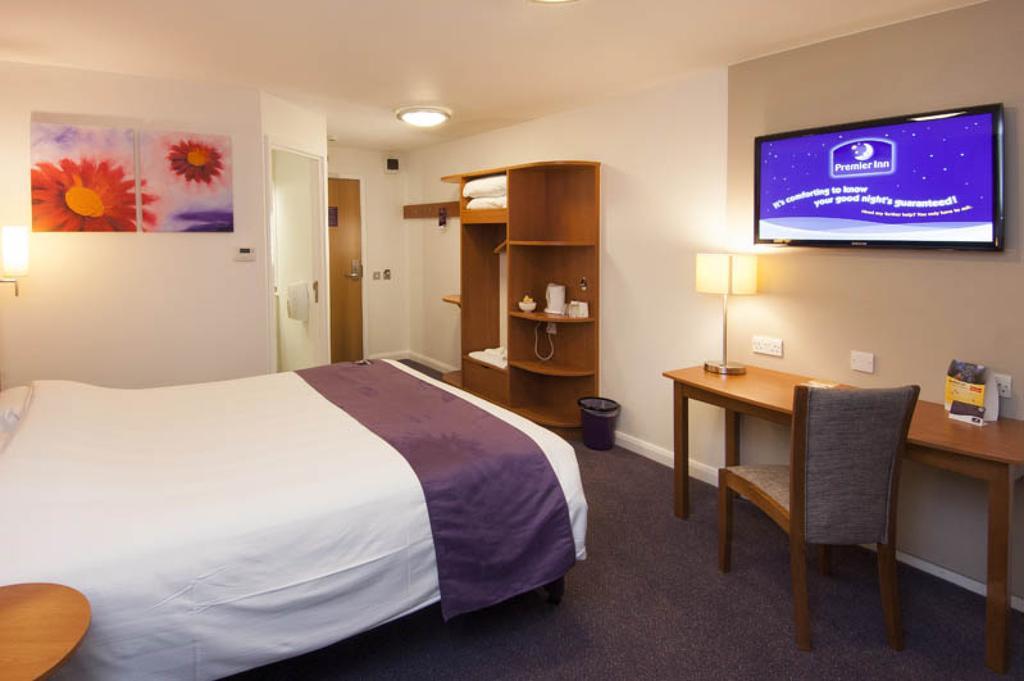 Dundee East Premier Travel Inn Esterno foto