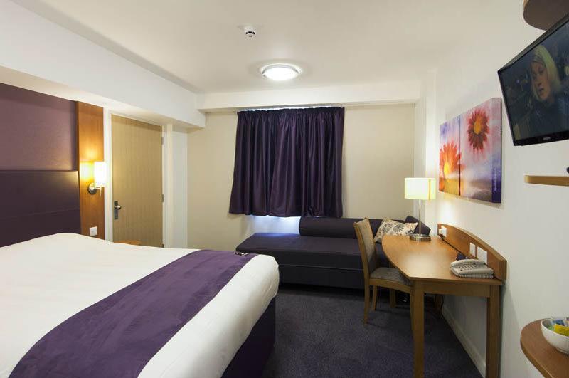 Dundee East Premier Travel Inn Esterno foto